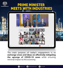 There is an understanding agreement that mahathir will hand over the premiership to anwar immediately the latter becomes mp. Azmin Ali This The Second Time In 2 Months That The Facebook