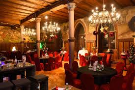 Schlosshotel.biz burgen und schlösser wurden in der zeit der romantik als pittoreske anlagen in späterer zeit wurde so manche mittelalterliche burg und so manches romantisch gelegene schloss. Meine Hochzeit Auf Schloss Burg Schloss Burg Gastronomie