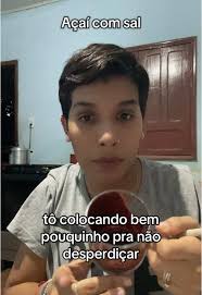 A Menina Que Experimentava Açaí