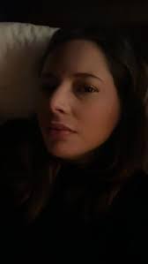 Anna Pasek's Instagram, Twitter & Facebook