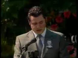 İngilizce bilen murat ongun gözdem ongun ile evli ve 2 çocuk babasıdır. Murat Ongun Un Veda Konusmasi