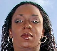 Lisa Kage's Instagram, Twitter & Facebook