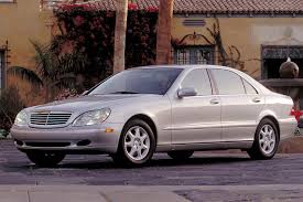 I take viewers on a close look through the interior and exterior of this car while sh. 2000 06 Mercedes Benz S Class Consumer Guide Auto
