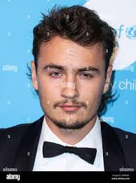 Pamela Brandon's Instagram, Twitter & Facebook