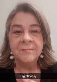 Aileen Garvin's Instagram, Twitter & Facebook