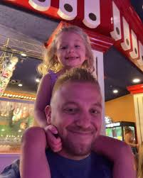 Chris Bills (@chris_bills3) • Instagram photos and videos