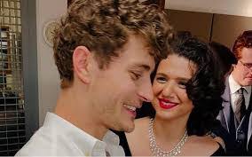 Tammy Ogden's Instagram, Twitter & Facebook