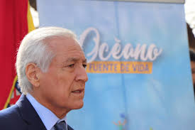 Usted don heraldo muñoz como se le puede traer más extranjero a chil.e si con cueva hay pega para no nosotros eres u tarado un ctm y a demás mantenido por los chilenos.llevate a todo los extranjeros. Heraldo Munoz Lanza Iniciativa Educativa E Insta Firmar Carta De Compromiso Por La Proteccion De Los Mares Infogate