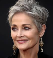 Pin di Maria Buie su hair