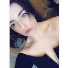 Vicky Lamont (@vickylamont)