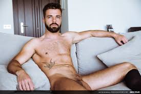 Hector da Silva – Manhunt Daily