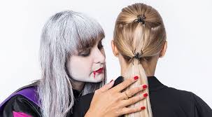 Wir enden mit den lässig aussehenden frisuren. Halloween Frisuren Selber Machen In Weniger Als Funf Minuten