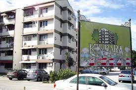 Island & peninsular berhad commenced the township development under perumahan kinrara berhad in 1991. Kinrara Court Bandar Kinrara Puchong Insights For Sale And Rent Edgeprop My
