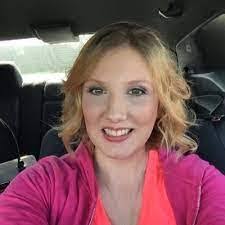 Elise Pyle's Instagram, Twitter & Facebook