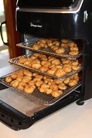 You should line the inside of the tray with aluminum foil to stop popped popcorn from escaping the basket. Air Fryer Popcorn Shrimp In Magic Chef 10 5 Air Fryer Oven Life Is Sweeter By Design