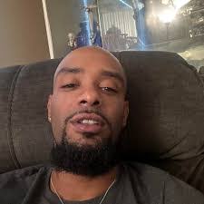 Vaughn Gonzalez's Instagram, Twitter & Facebook