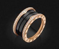 Anelli Bulgari Piu Belli Anello Bulgari In Ceramica Nera Anelli Gioielli Orecchini