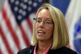 Former Talk 1300 host, veterans advocate Melody Burns dies