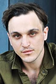 Reparto de The Superhost (película 2017). Dirigida por Britta Thie