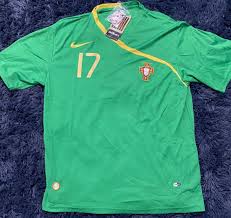 Seleção portuguesa de futebol é gerida pela federação portuguesa de futebol (fpf). Camisa Da Selecao Portuguesa Verde Portugal Nova Lancamento Camisa Masculina Nunca Usado 43332417 Enjoei