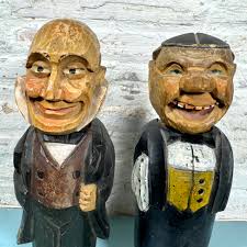 Vintage Folk Art Clothes Brush