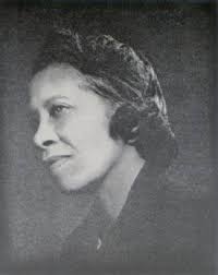 Angela Bassett Receives Honorary Doctorate from Yale