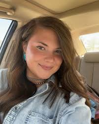 Audrey Field (@audrey_field_) · Instagram photos and Reels