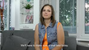 A morena virgem Russa Sandra Bulka mostra sua buceta rosa para a câmera  provocando qualquer pau - Videos - xvix.eu