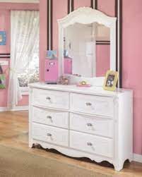 Exquisite Full Poster Bed Ashley Furniture Homestore In 2021 Ashley Furniture Furniture Ashley Furniture Kids