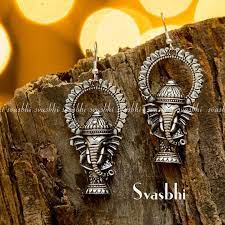 Unique Vinayagar Earring By Svasbhi To Buy This Piece Whatsapp 9500193981 Stuff To Buy Earrings Unique