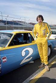 The 1998 nascar winston cup rookie of the year was the late kenny irwin jr. From Rookie Sensations To Hall Of Famers Nascar Hall Of Fame Curators Corner
