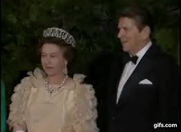 Rubinhochzeit {f} 40 jahre verheiratet. Konigliche Juwelen Tiara Gifs
