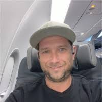 Dave Nault's Instagram, Twitter & Facebook