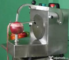 Suc integral de mere natural 100%. Presa Procesare Suc Natural Fructe Mere Pere Aronia Pasteurizare Adroa Serv