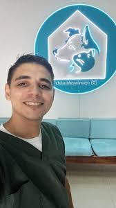 Estaré atendiendo de lunes a viernes de 2:00 a 5:00pm. También haré  cirugías y consultas programadas por previa cita en otros horarios. Puedes  comunicarte conmigo vía WhatsApp al 0414-6938948 para más ...