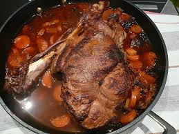 Rehkeule In Backpflaumensosse Rezept Mit Bildern Lebensmittel Essen Rezeptideen Rezepte