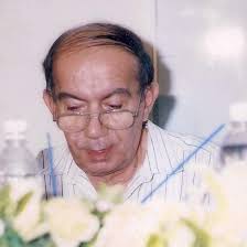 علماء من بلادي (مفخرة الرياضيات) ******************************** الدكتور  نادر جورج منصور مؤلف العديد من كتب الرياضيات وفي شتى المواضيع الرياضية وكتب  أغلب المراحل الدراسية الجامعية والمدرسية رئيس قسم الرياضيات في جامعة البصرة  كلية