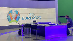 L'italie est sacrée championne d'europe de football au bout du suspense face à l'angleterre, en finale à wembley, après une cruelle séance des tirs. Euro 2020 Sur Nos Ecrans La Realite Augmentee Pour Retrouver La Realite Du Terrain Le Soir Plus