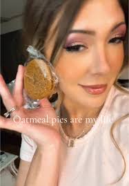 Marshmallow Candied Oatmeal Pie