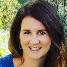 Kristin Metz's Instagram, Twitter & Facebook