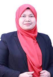 Pengertian sumber daya manusia makro adalah jumlah penduduk usia produktif yang ada di sebuah negara, sedangkan pengertian sumber daya kemampuan sumber daya manusia tidak dapat dilihat dari satu sisi saja, namun harus mencangkup keseluruhan dari daya pikir dan juga daya fisiknya. Bahagian Sumber Manusia Jabatan Pendaftar