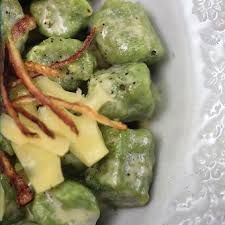 De este libro hemos sacado recetas buenísimas. Receta De Noquis De Espinaca Clarin Com