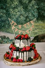 Nakedcake Hochzeitstorte In 2020 Torte Hochzeit Hochzeitstorte Schlicht Hochzeitstorte