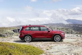 The Mercedes Amg Glb 35 Is A Hot Hatch That Got Married And Had Kids In 2020 Mercedes Amg Mercedes Amg