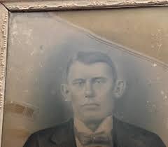 NOVEMBER November 22 Kellie Pierce Street Happy Birthday, Kellie!!! Enjoy  your special day!!! Kellie is daughter of cousins Joan Pierce and the  beloved Herbert Pierce, Jr. Joan and my husband Chuck are