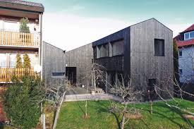 Geprägt wird das stadtbild durch viele. Haus B Stuttgart Winner Architecture