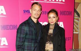 Noomi rapace confronts joel kinnaman in revenge thriller the secrets we keep for noomi rapace, joel kinnaman, and chris messina, the secrets we keep became more than just another movie. Joel Kinnaman Remains Friend With Wife Of Three Years Despite Split