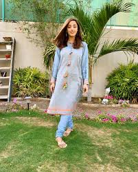 Submitted 4 years ago by deleted. Awesome Sanam Chaudhry On The Set Of Her Drama Meer Abru Daily Infotainment