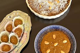 Moroccan Fekkas With Almonds And Raisins Fekkas Msseoues Recipe