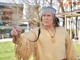 Mitic y mec suscriben acuerdo para fortalecer sistema educativo con las tic. In Gottes Eigenem Land Gojko Mitic Spielt In Reformationsstuck Einen Hauptling Dnn Dresdner Neueste Nachrichten